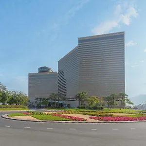 ***** Отель Hyatt Regency - Corniche ОАЭ